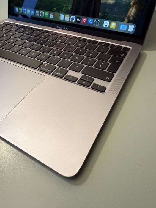 Apple Macbook Air 13” 2020 INTEL