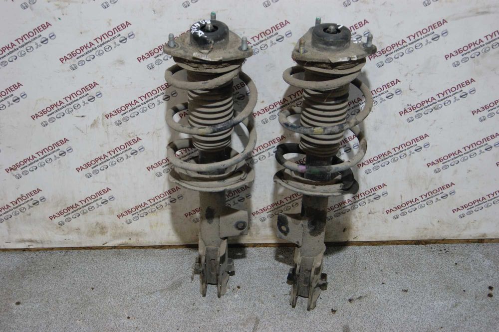 Стійка амортизатора передня ліва права Hyundai Sonata YF 2009-2014