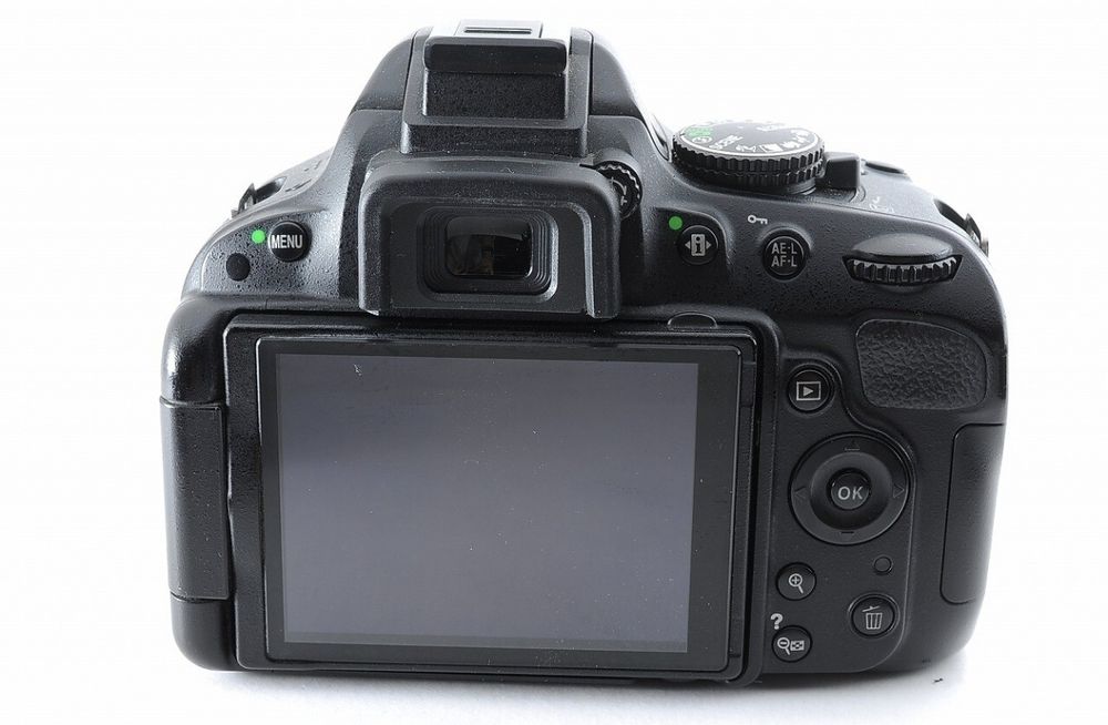 Дзеркальний фотоапарат Nikon D5100 18-55 VR Kit (в новому стані)