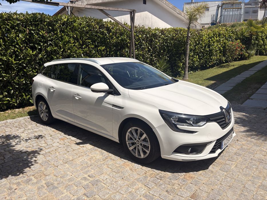 Renault Megane Sport Tourer 1.5DCI — photo 2