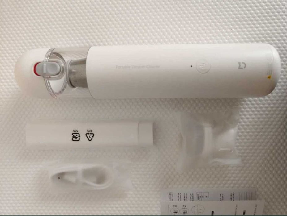 пылесос Xiaomi Mijia Vacuum Cleaner Mini автопылесос. Пилосмок в авто