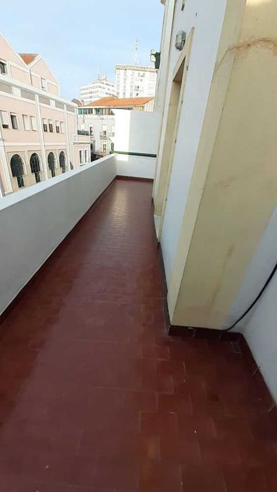 Arrenda-se um quarto na Glória e Vera Cruz, em Aveiro