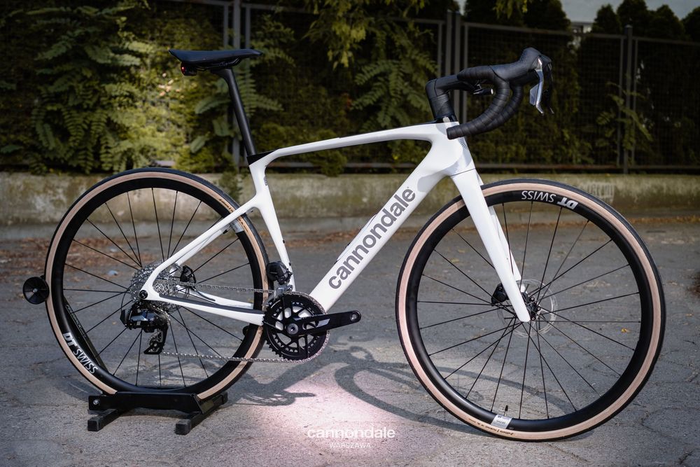 Cannodnale Synapse Carbon 3 SMARTSENSE CAS Rival AXS X-large FV23