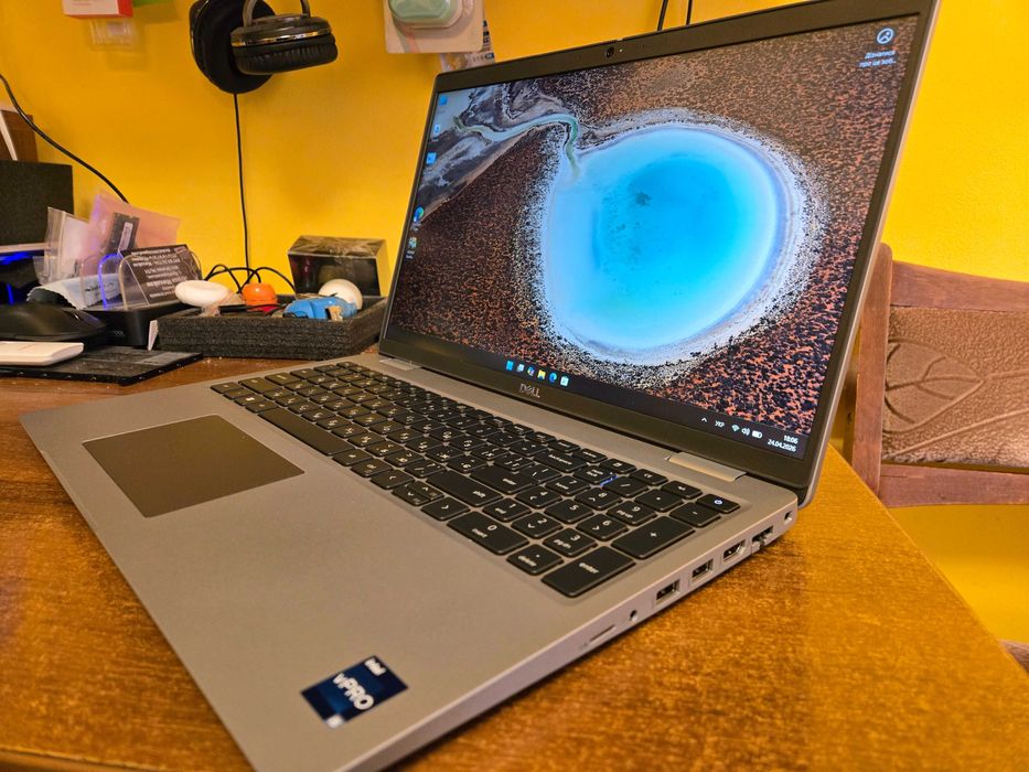 DELL Latitude 5530