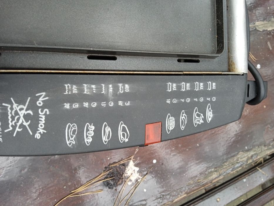 Гриль барбекю Delonghi