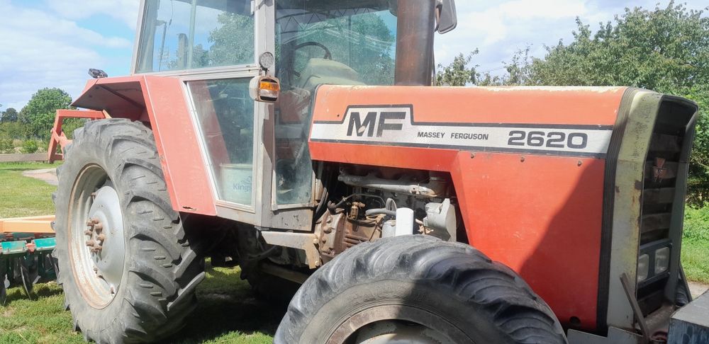 Sprzedam MF 2620