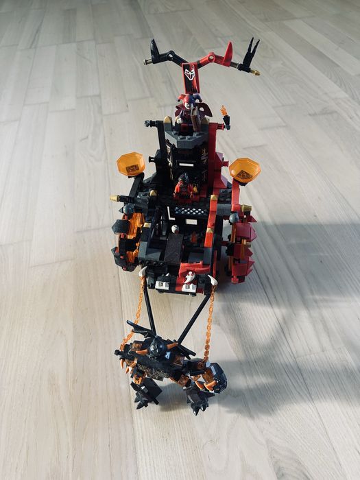 LEGO Nexo Knights 70316 Джестро-мобіль + гігант Спаркс