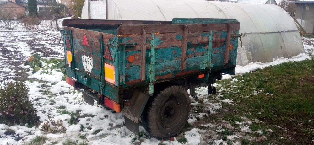 Причіп тракторний