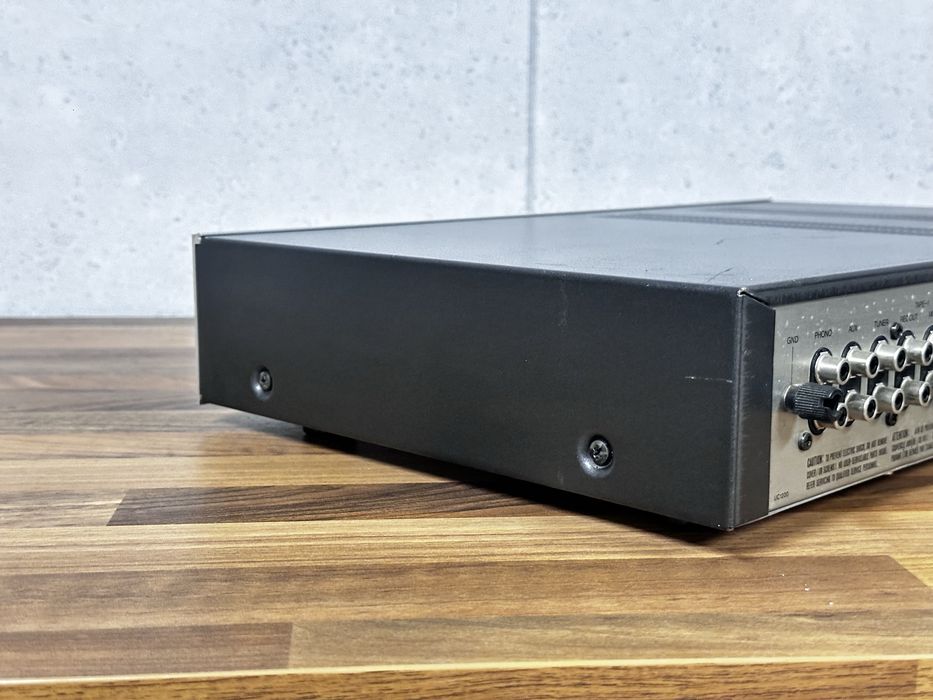 Luxman L-111A - audiofilski wzmacniacz audio 2x38w Klasa A