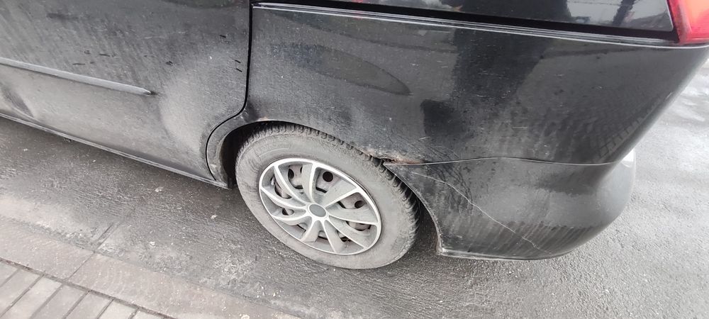 Mazda 5 7 osobowe disel kombi