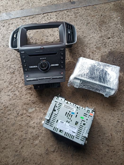 SYNC 3 Sony Ford Edge