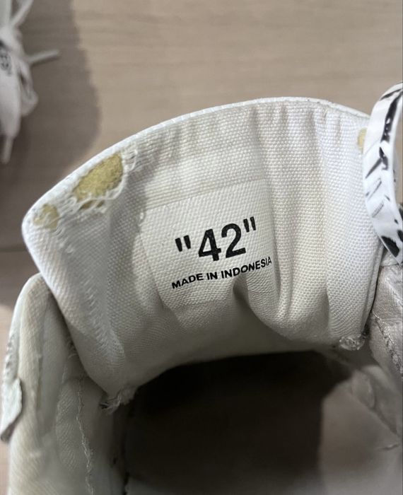 off-white vulcanized low / legit