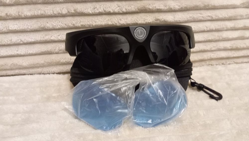 Окуляри з камерою