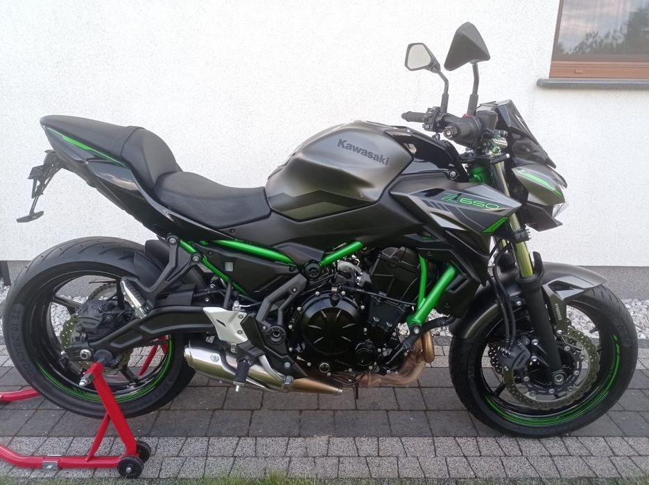 Śliczna kawasaki Z 650 w oryginale. 1 wł.