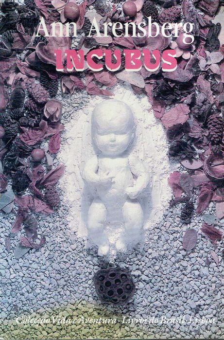 14298

Incubus
de Ann Arensberg