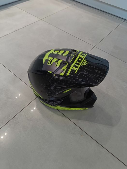 Kask na krossa z goglami