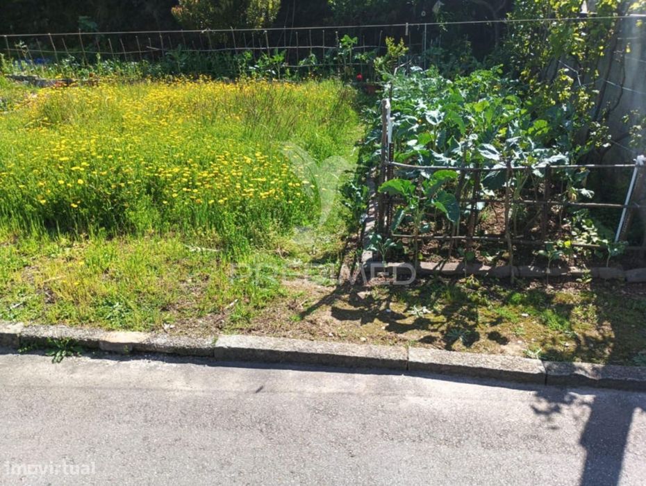 Terreno de 225 m² – Estrada da Vessada, LT 52 Crestuma (Vila Nova d... — Sandim, Olival, Lever E Crestuma, Porto
