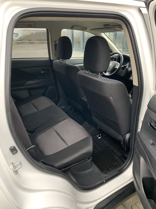 Продам Mitsubishi Outlander XL