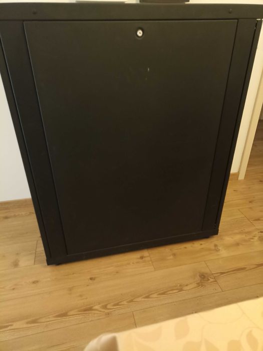 Armário de pavimento RAL 7035 OLIRACK19" 24U P 600x800x1170 mm.