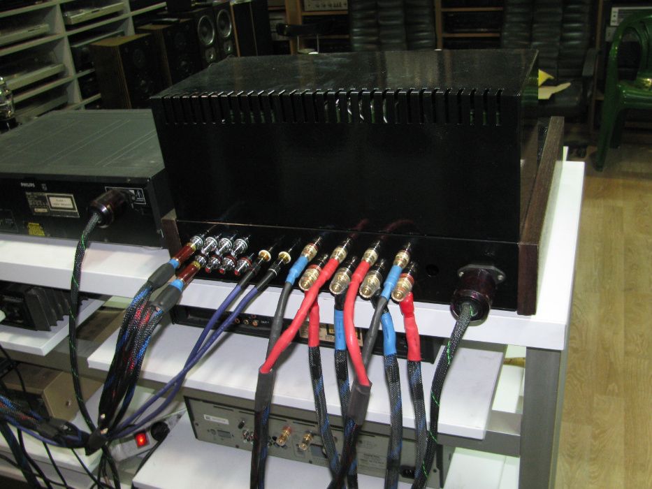 ламповый 4 канальный Hi-End усилитель от Sound Reality