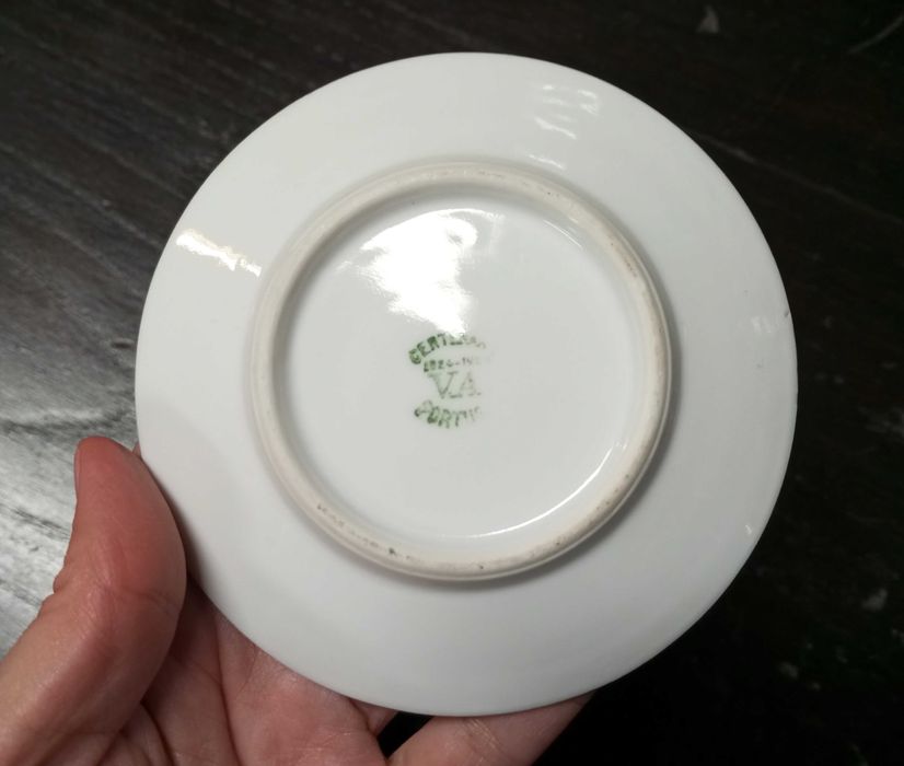 Antiga caneca e chávena de café Centenário Vista Alegre