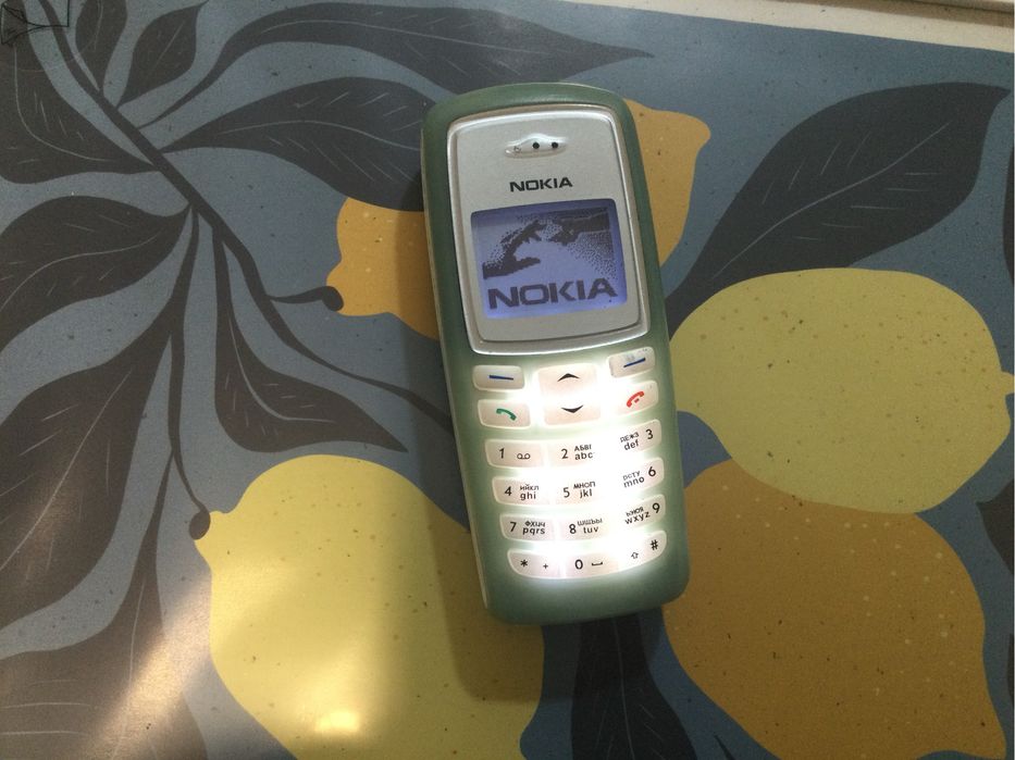 Нокия 2100 продам