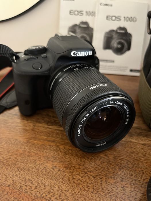 Canon EOS 100D + Objetiva EF-S 18-55mm IS STM + Bolsa Original