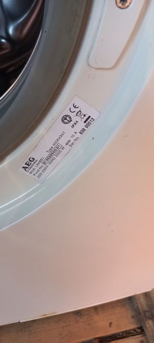 Máquina de lavar roupa AEG