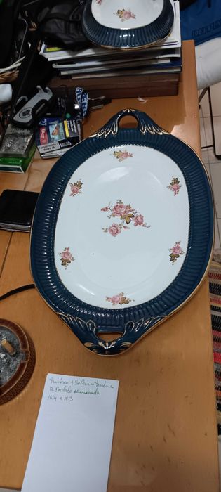 Vendo linda Terrina e travessa A.Robalo