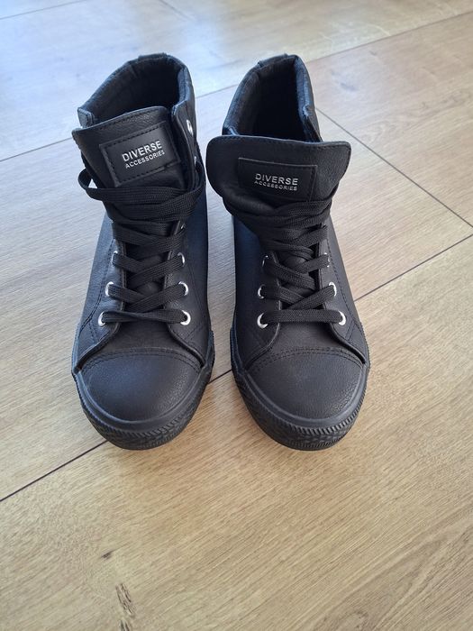 Trampki damskie Diverse
