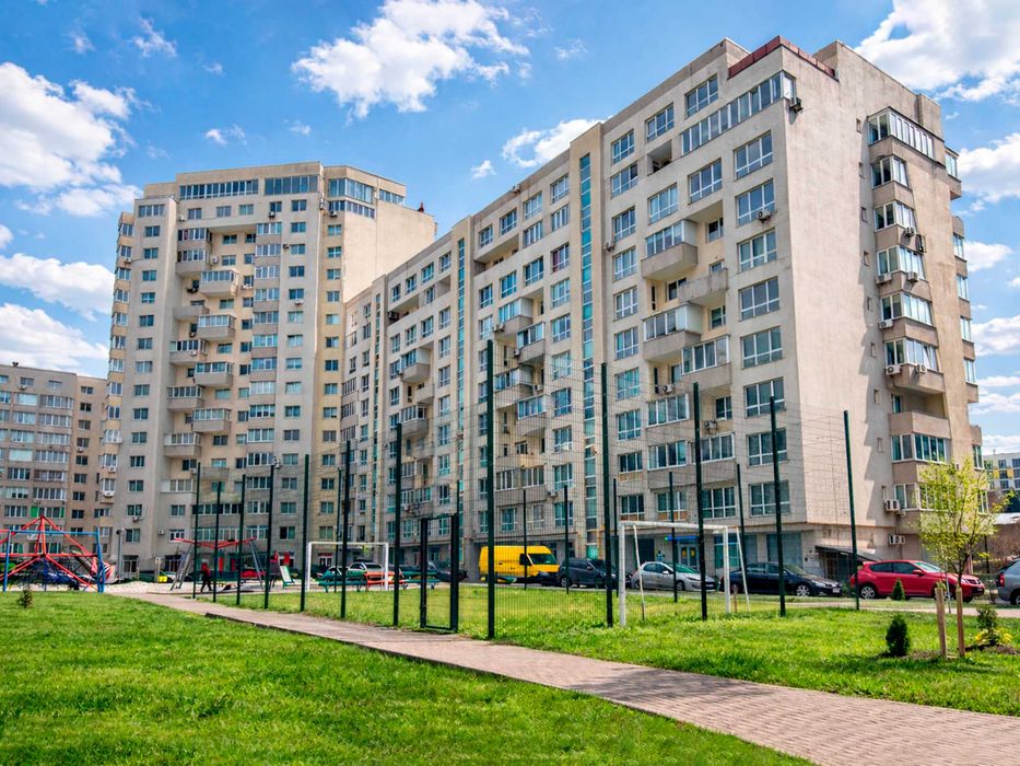 2-кімнатна у новобудові, 65 м2, на Тернопільській, в зданому будинку