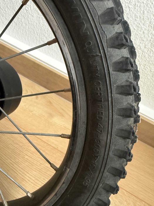 Rower dziecięcy Btwin Discover 100 16" (Decathlon)