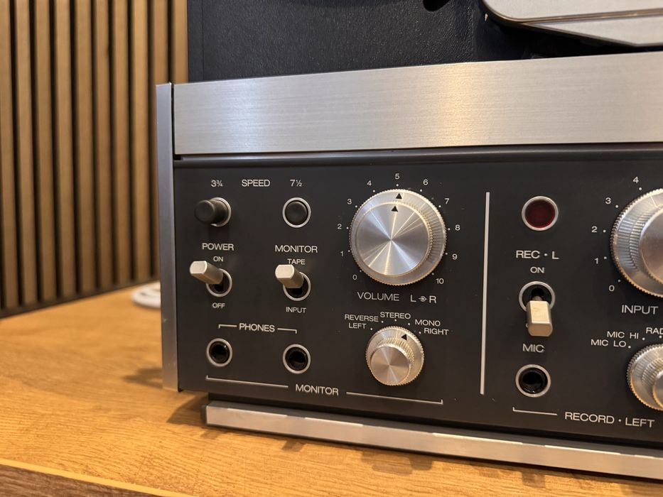 Magnetofon szpulowy Revox B77 B 77 swietny stan wizualny