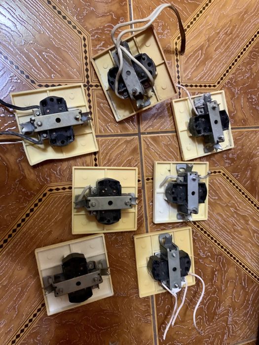 Освітлювальні товари