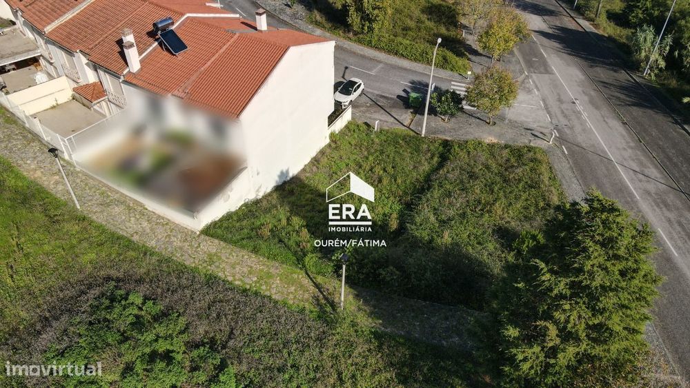 Lote de terreno localizado em Leiria
