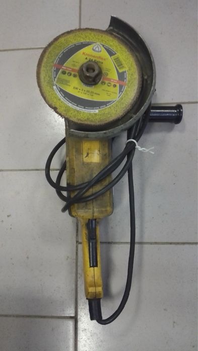 Болгарка DeWALT DW490