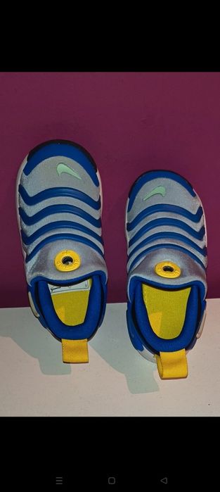 Buty Nike 6c - eu 22