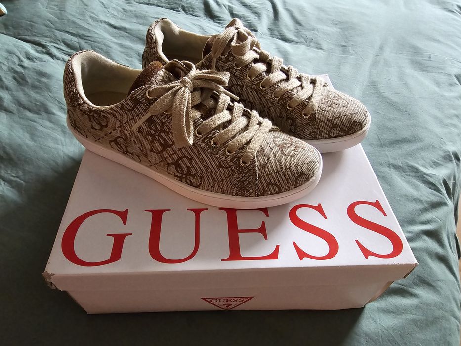 Ténis Guess Bejes