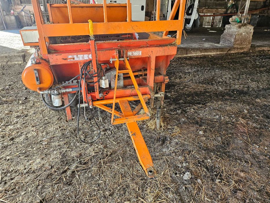 Scielarka do slomy rozwijak