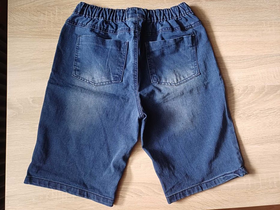 Krótkie spodenki chłopięce 164