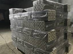 Продаж брикетів та дров по Києву і області
