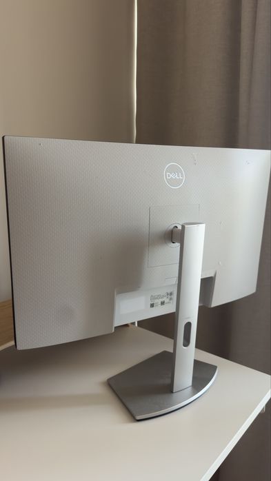 Dell S2722QC 27” 4K UHD USB-C IPS monitor z podstawką