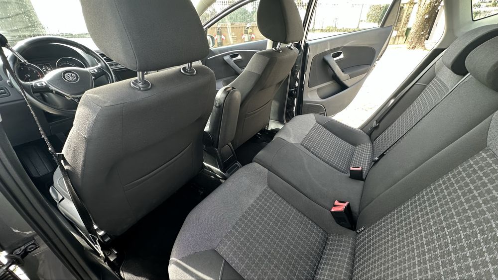 Volkswagen Polo 1.0 Comfortline (2016)