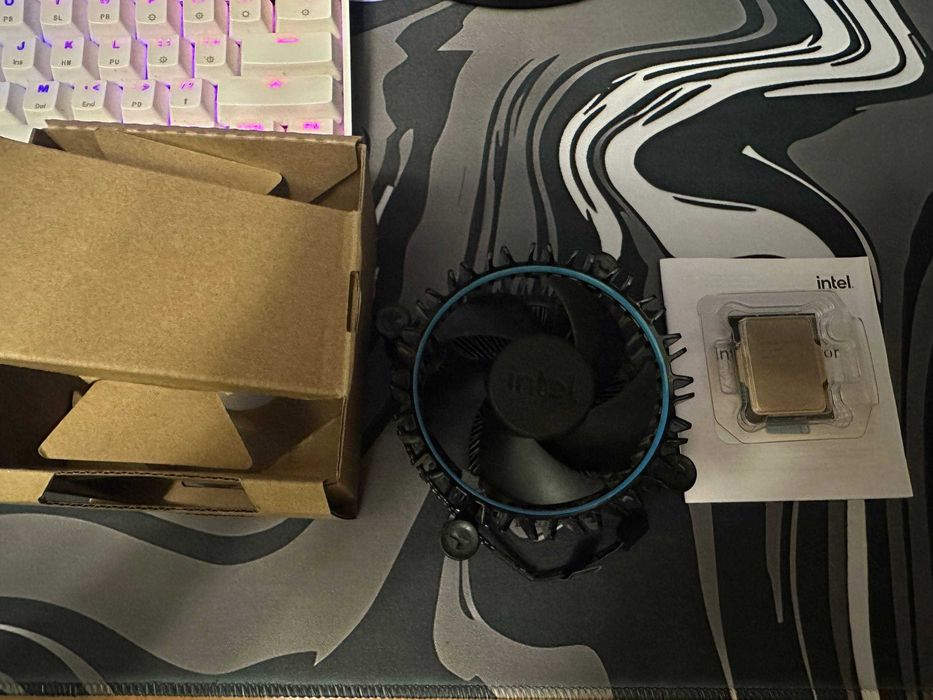 Процесор i3 12100f