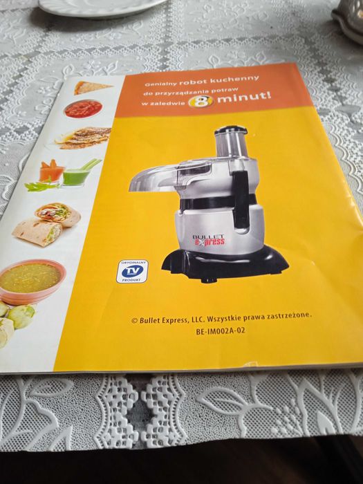 Robot kuchenny bullet ekspres trio