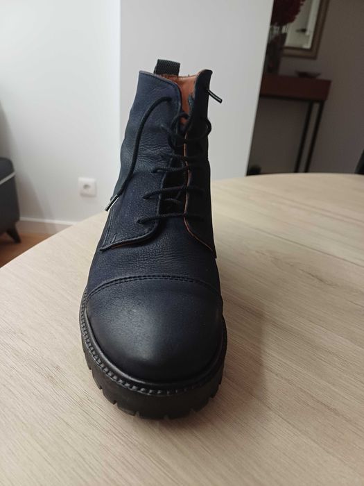 Botas em pele genuína