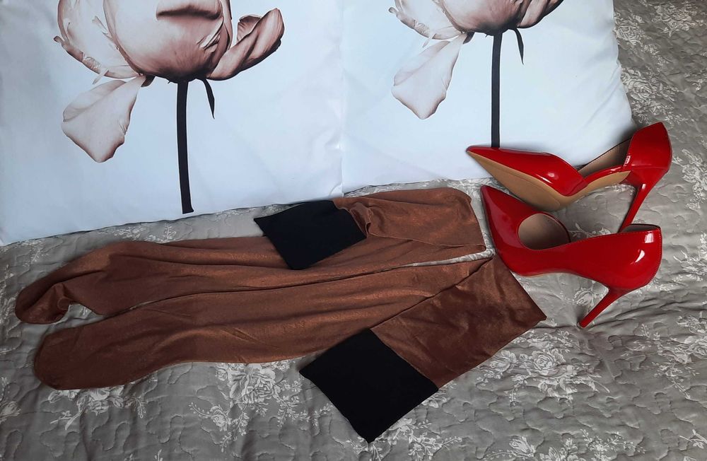 pończochy brązowe błyszczące kryjące do paska