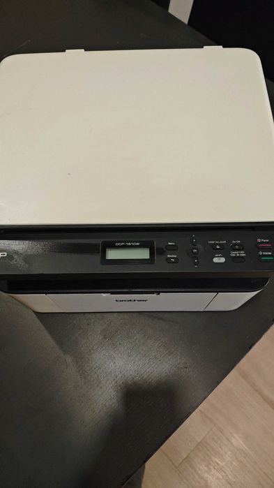 Impressora Brother DCP-1610W com Oferta de Toners