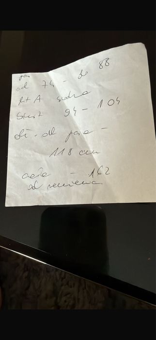 Suknia ślubna koronkowa błyszczaca