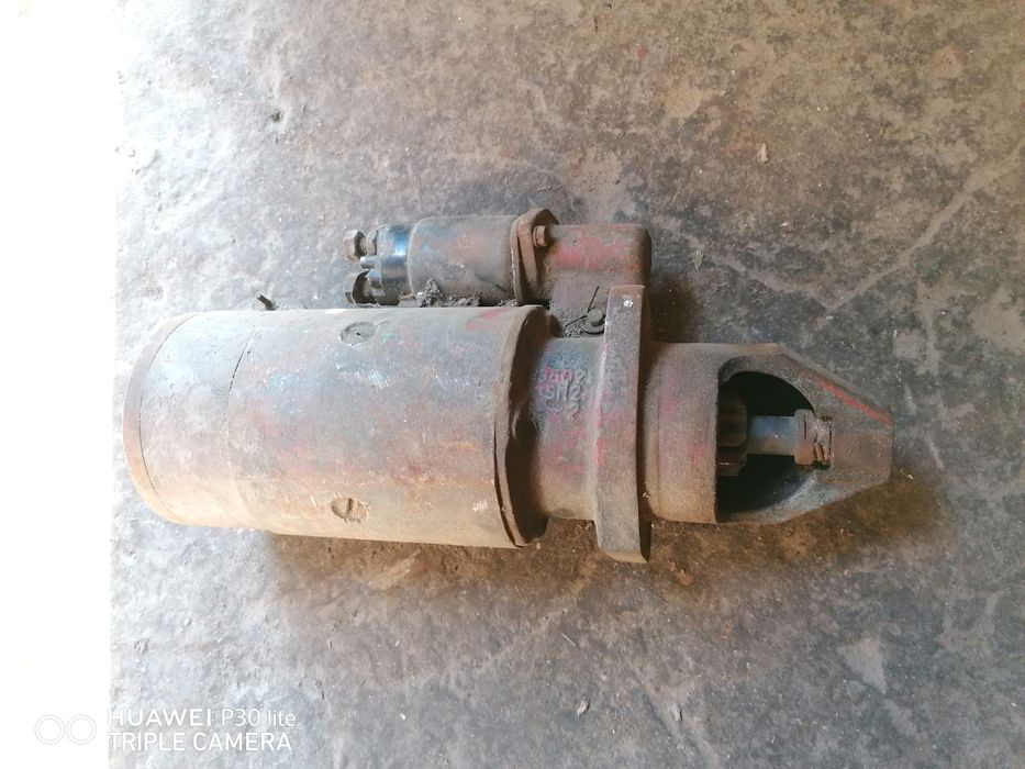 Rozrusznik R7a.              .